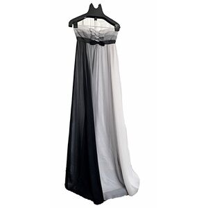 Betsey Johnson Silk Colorblock Bow Front Gown | Modern Princess Formal | Size 2